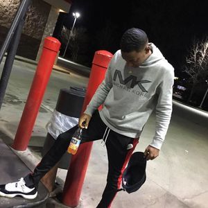 Meet your Posher, Jay